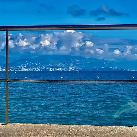 Riviera Holiday home *